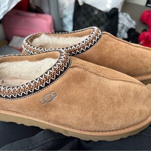 UGG Tasman